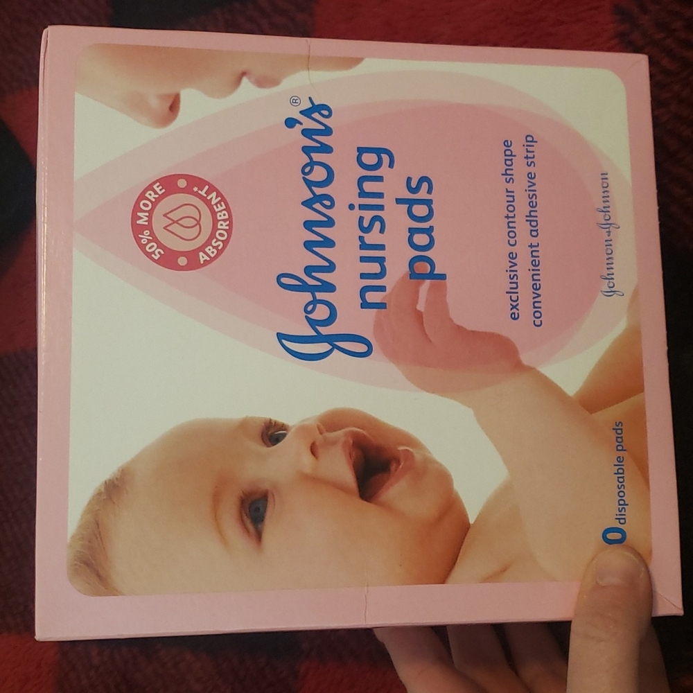 Johnson's nursing pads